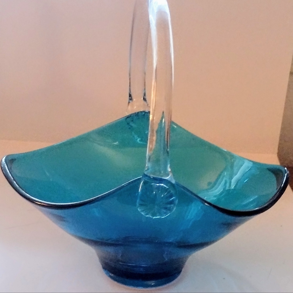 Stunning Blue Viking Art Glass Basket